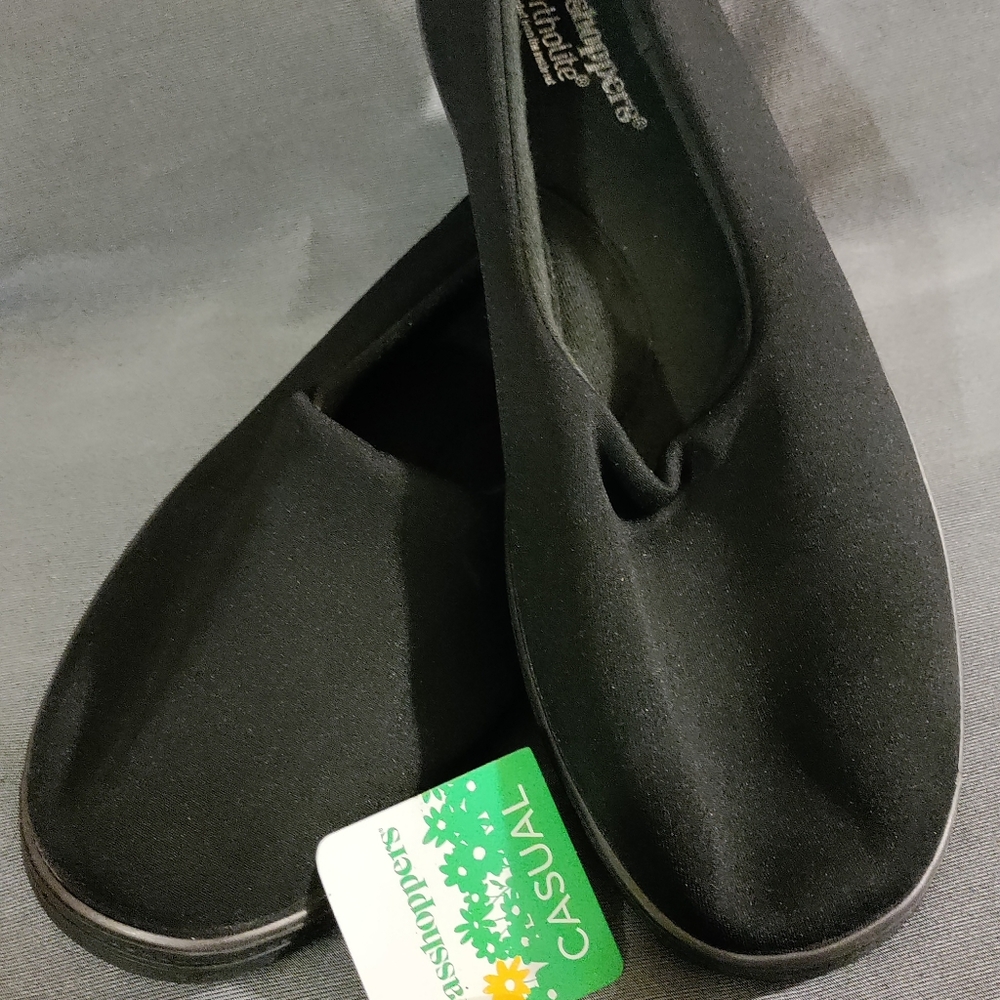 Grasshoppers Women's Casual